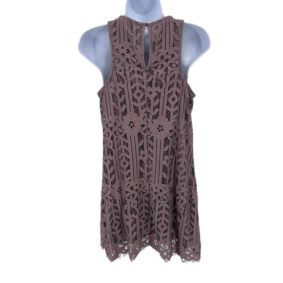 Speechless Purple Lace Mini Shift Dress Juniors S Keyhole Back Lined Scallop Hem - Picture 5 of 9